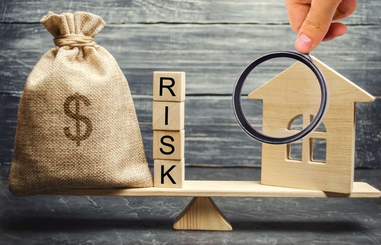 不動産投資の価格変動リスクとその対策をわかりやすく解説