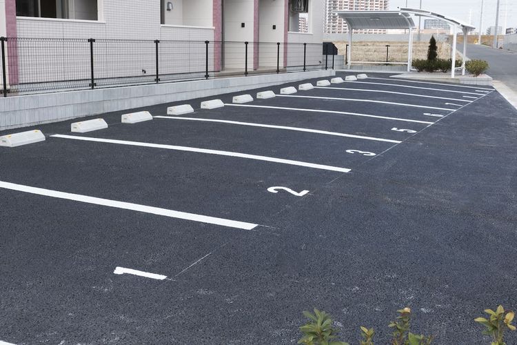 不動産投資においてマンションの駐車場が埋まらない要因とは？解決方法や、埋まらない場合のスペース活用策について解説！